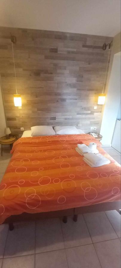 Voreas Hotel Káto Loutrákion Eksteriør billede